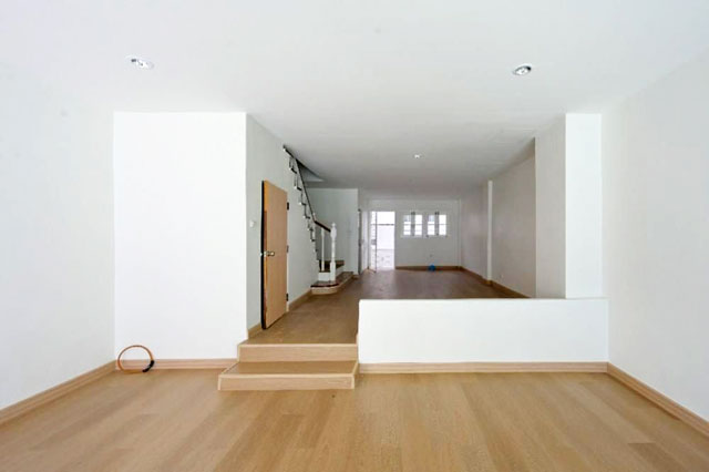 ขายทาวน์โฮมถนนนวลจันทร์-รามอินทรา ใกล้สถานีรถไฟฟ้าสีชมพู Renovate ใหม่ ขายทาวน์โฮมนวลจันทร์ใกล้เลียบด่วน ทาวน์โฮมรีโนเวทใหม่รามอินทรา40