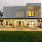 8.79 ล้าน 200 ตรว. สารภี บ้านสร้างใหม่ 2 ชั้น สไตล์โมเดิร์น พร้อม