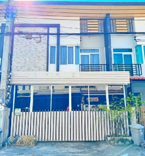 ตลาดน้ำขวัญเรียม 1.5 กม. MRT ราษฎร์พัฒนา 900ม.ให้เช่าทาวน์โฮม 2 ช