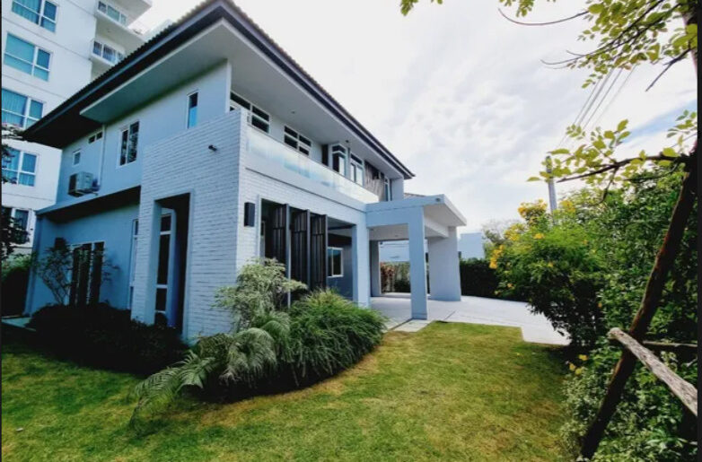 บ้านเชียงใหม่ หลังใกล้ทะเลสาป ในโครงการมัณฑนา Serene Lake