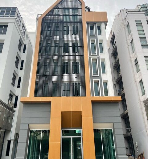 ให้เช่าอาคาร 7 ชั้น พร้อมดาดฟ้า 1235ตรม.มีลิฟท์ บรมราชชนนี15