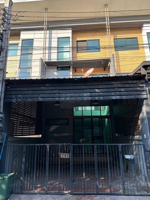 ให้เช่าทาวน์โฮม 3 ชั้น โครงการอีโค สเปซ บางนา-วงแหวน บางนาตราด ก