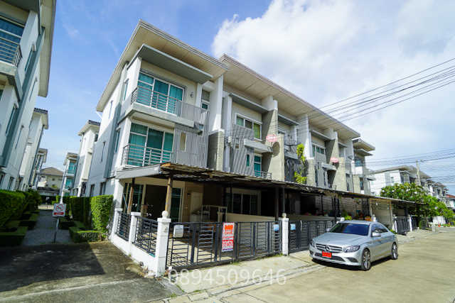 ขาย ทาวน์โฮม 3 ชั้น ทาวน์ อเวนิว พระราม 9 หลังมุม 20.4 ตร.วา