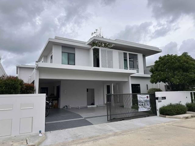 ให้เช่าบ้านเดี่ยว มัณฑนา บางนา กม.15 ใกล้เมกะบางนา