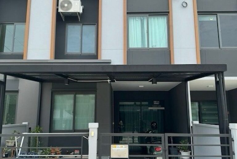 BH3611 ให้เช่าทาวน์โฮม 2 ชั้น โครงการ Pleno Town บางนา กม.24