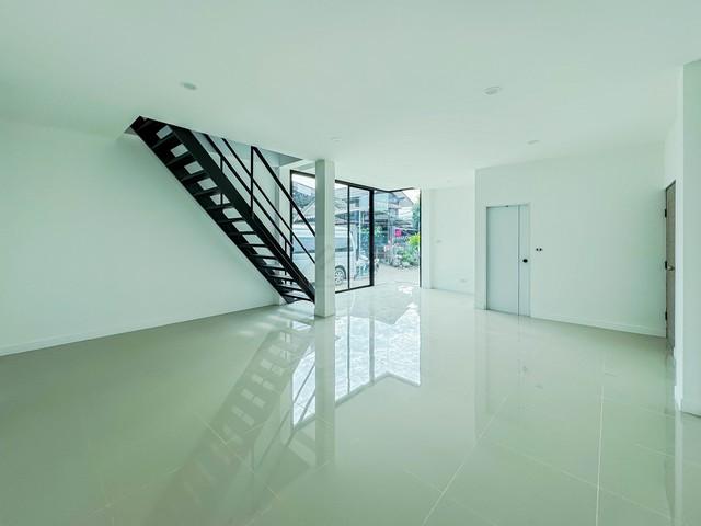 P850 ให้เช่า โกดัง พร้อมออฟฟิศ ถนนพัฒนาชนบท 3