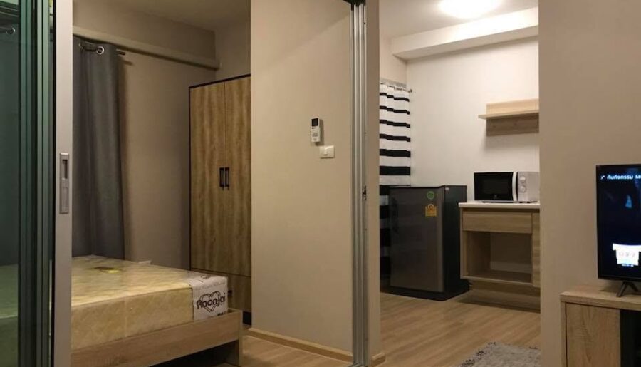 ขาย Plum Condo พลัมคอนโด แจ้งวัฒนะ เฟส1 ชั้น3 , 23 ตรม เฟอร์นิเจอร์ครบ โทร 0814480605