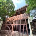 บ้านติดทะเลสาบกลางเมือง! บรรยากาศรีสอร์ทในหมู่บ้านสัมมากร รามคำแหง