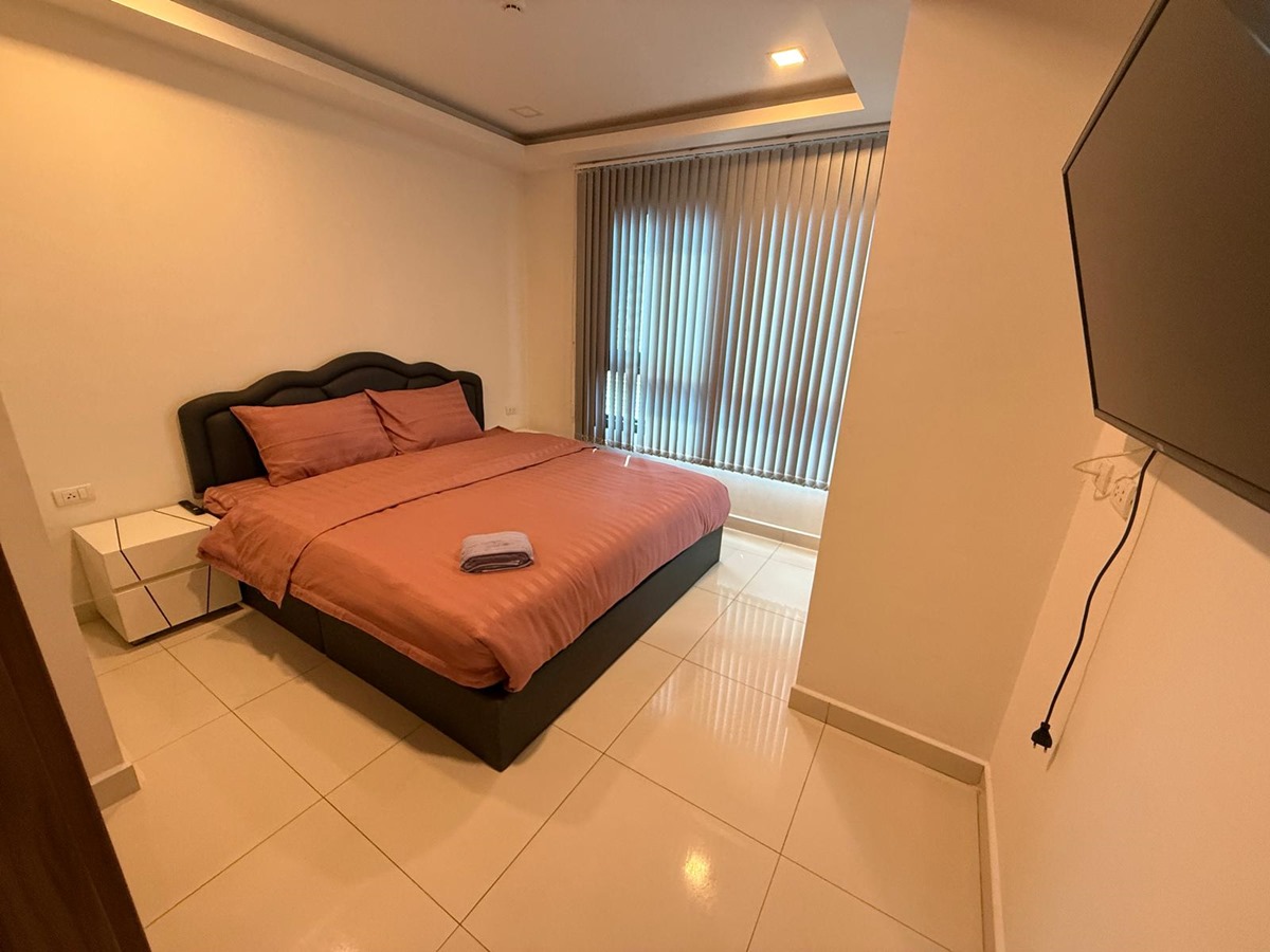 ขายต่ำกว่าราคาประเมิน คอนโด Arcadia Beach Resort 2 ห้องนอน 2 ห้องน้ำ ราคาพิเศษ ชั้น 8 ห้องริม เฟอร์นิเจอร์ครบ ใกล้วอร์คกิ้งสตรีท โทร.061-3659624