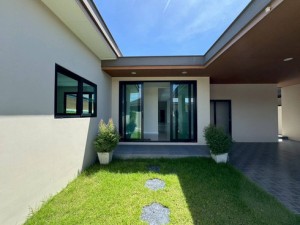บ้านเดี่ยว ขาย Cheaper-than-any-nearbyhomes-, House-with-private-pool-AffordablePrice- บ้านพูลลวิลล่าราคาถูกกว่าตลาดห้วยใหญ่พัทยา Huay-Yai-Pattaya, บ้านใหม่ยังไม่เคยเข้าอยู่