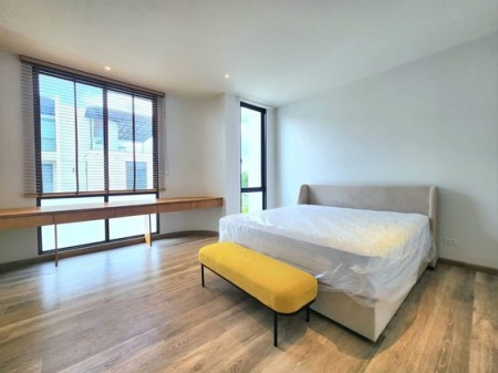 ทาวน์โฮม ขาย Luxury-townhome-Rama3-For-Home-office Luxury-Townhome-Located-in-the-heart-ofRamaIII–Sathupradit ใกล้สาทรสีลม ทาวน์โฮมหรูพระราม3 รายล้อมด้วยโรงเรียนนานาชาติ